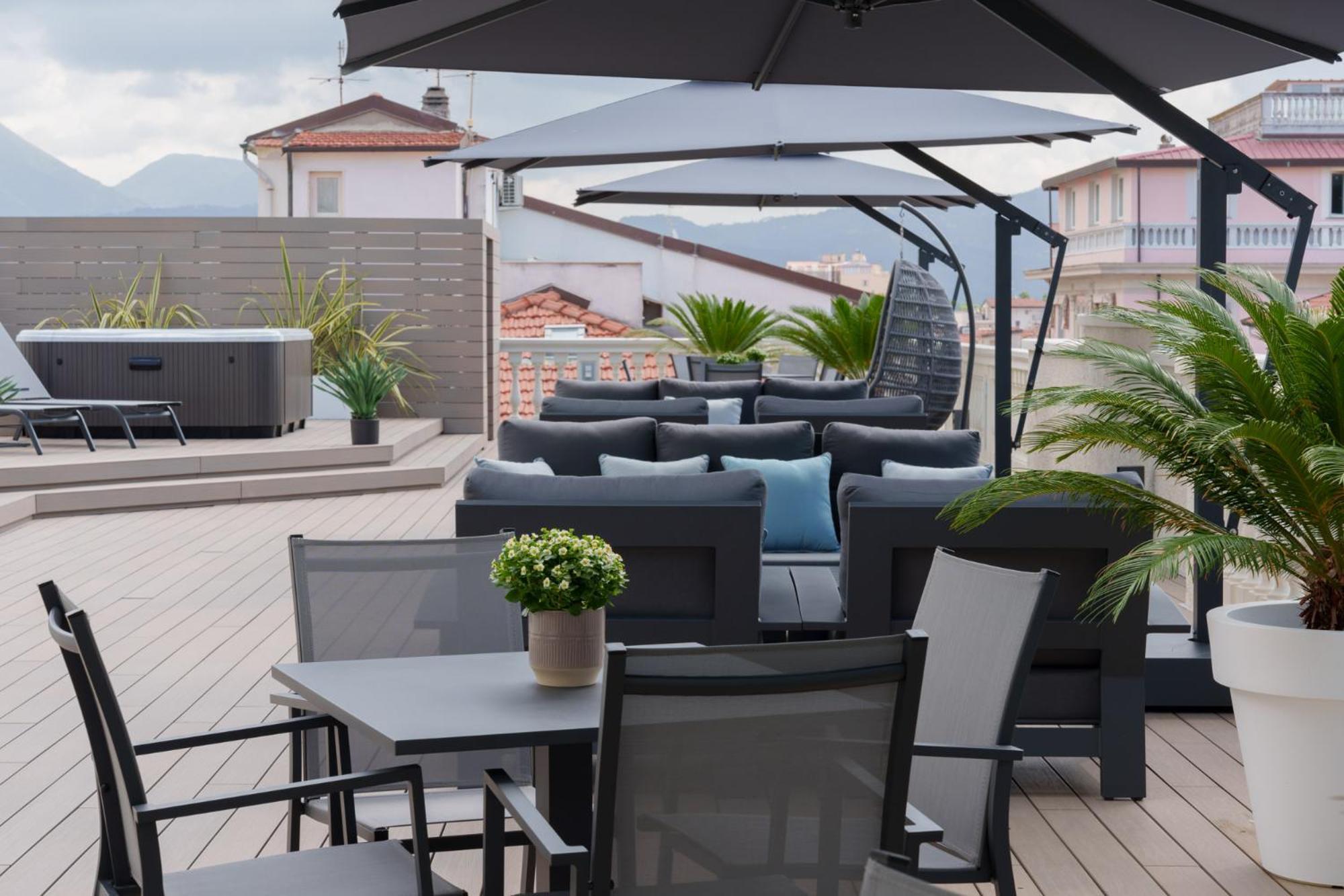 VI Suites เวียเรจโจ ภายนอก รูปภาพ